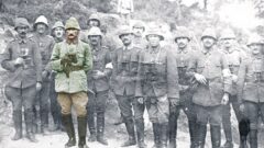 ÇANAKKALE GEÇİLMEZ!