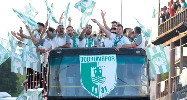 BİNLERCE BODRUMLU, SÜPER LİG’E YÜKSELİŞİ KUTLADI